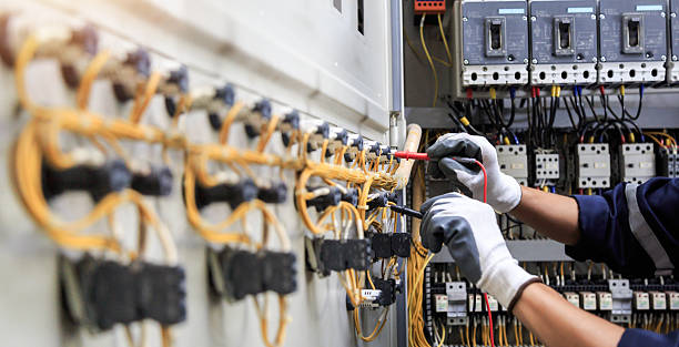 Professional Electrician technician working in Doe Valley, KY